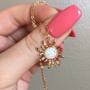 New super cute opal sun necklace